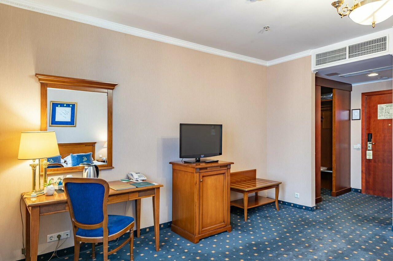 Гостиница Гранд Отель Эмеральд Санкт-Петербург